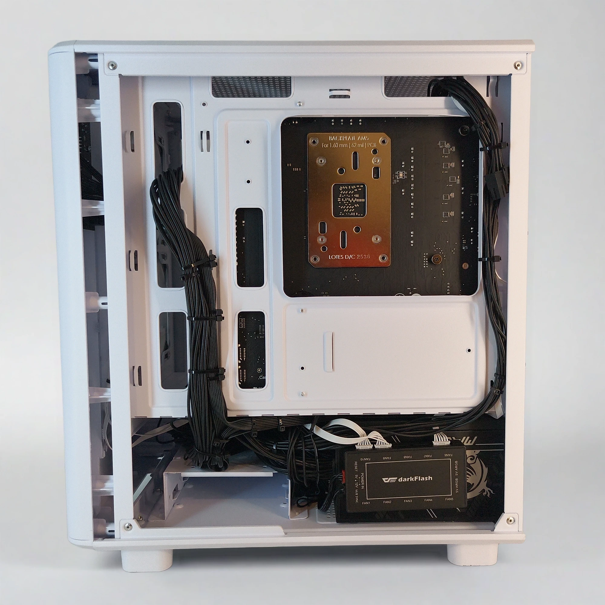 TEAMGROUP T-FORCE DELTA RGB WHITE 16GBX2=32GB 5600MHZ DDR5 CL36